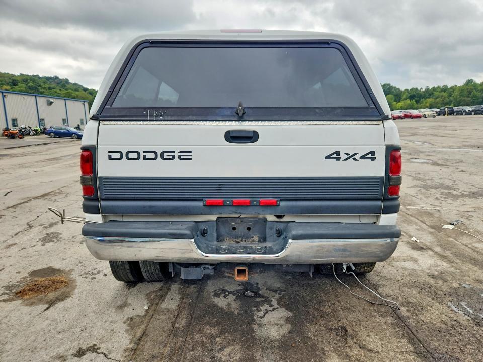 Снимка 6 от търг – 1999 DODGE RAM 3500 с VIN 1B7MF3362XJ566604