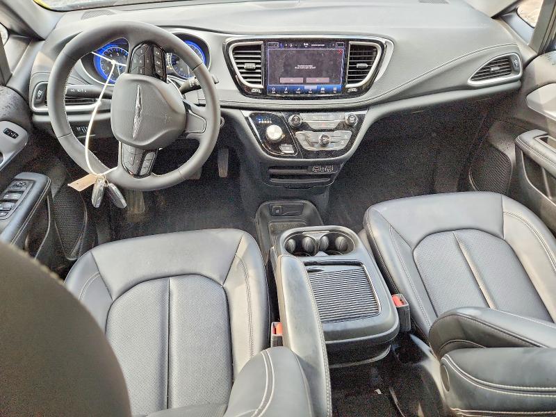 Снимка 8 от търг – 2024 CHRYSLER PACIFICA с VIN 2C4RC1BG2RR202422