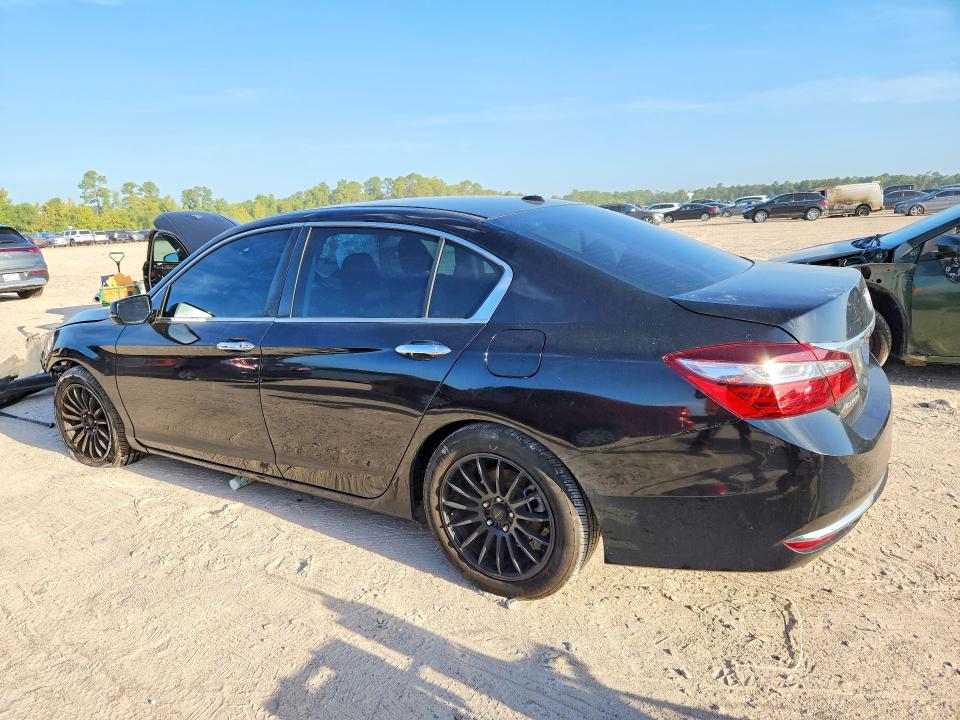 Photo 2 from auction – 2017 HONDA ACCORD with VIN 1HGCR2F01HA167786