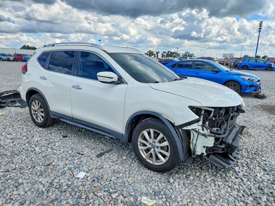 Снимка 4 от търг – 2019 NISSAN ROGUE с VIN KNMAT2MTXKP530563