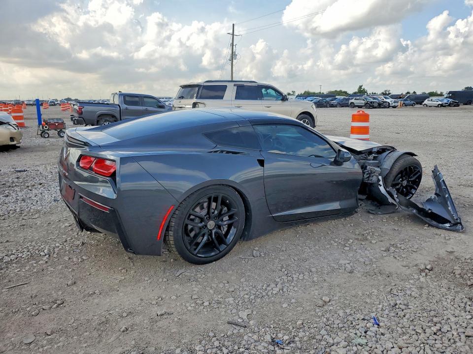 Photo 3 from auction – 2017 CHEVROLET CORVETTE with VIN 1G1YB2D75H5109500