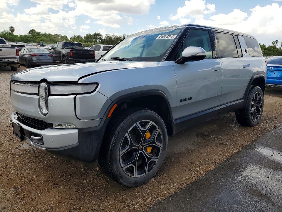 2023 RIVIAN R1S - Търг №68024346