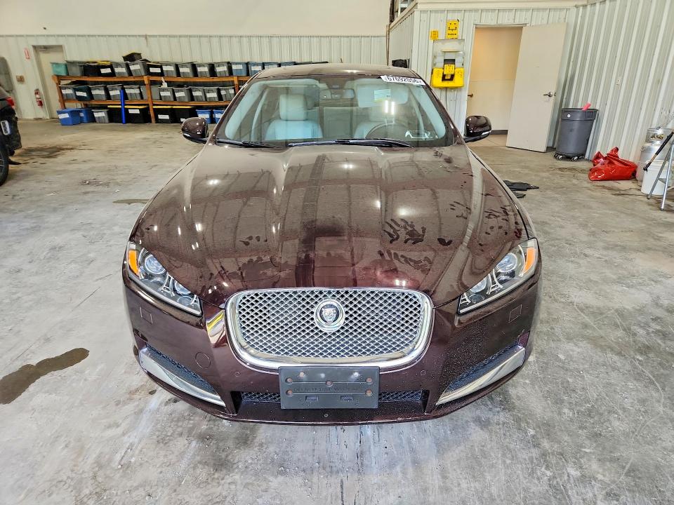 Photo 5 from auction – 2013 JAGUAR XF with VIN SAJWJ0EFXD8S87487