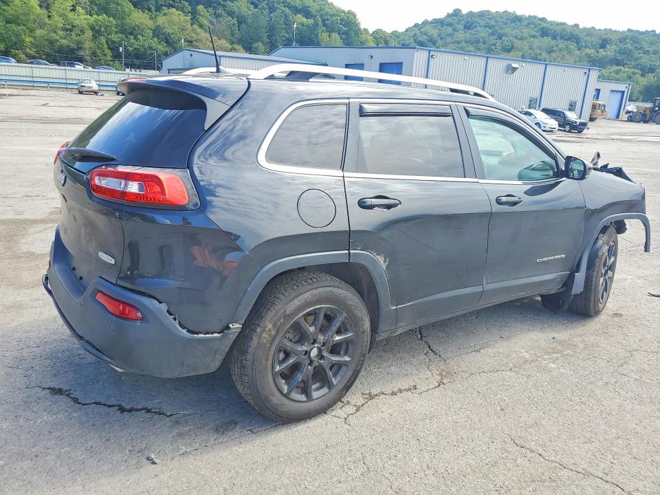 Photo 3 from auction – 2016 JEEP CHEROKEE with VIN 1C4PJMCS4GW157117