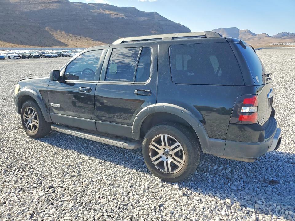 Photo 2 from auction – 2007 FORD EXPLORER with VIN 1FMEU63E17UA62672