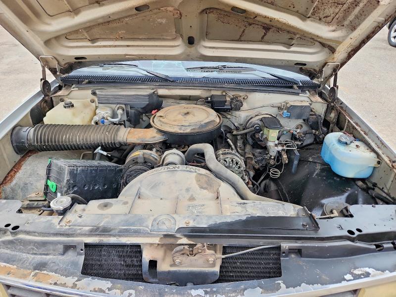 Снимка 11 от търг – 1990 CHEVROLET GMT-400 с VIN 1GCDK14H8LE125885