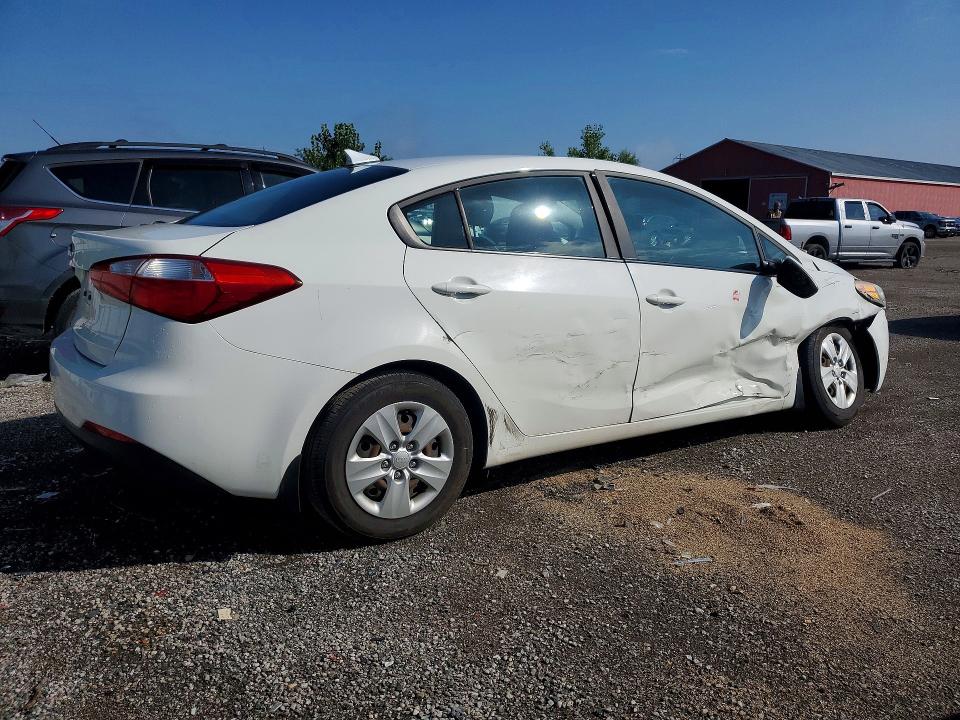 Photo 3 from auction – 2016 KIA FORTE with VIN KNAFK4A67G5604900