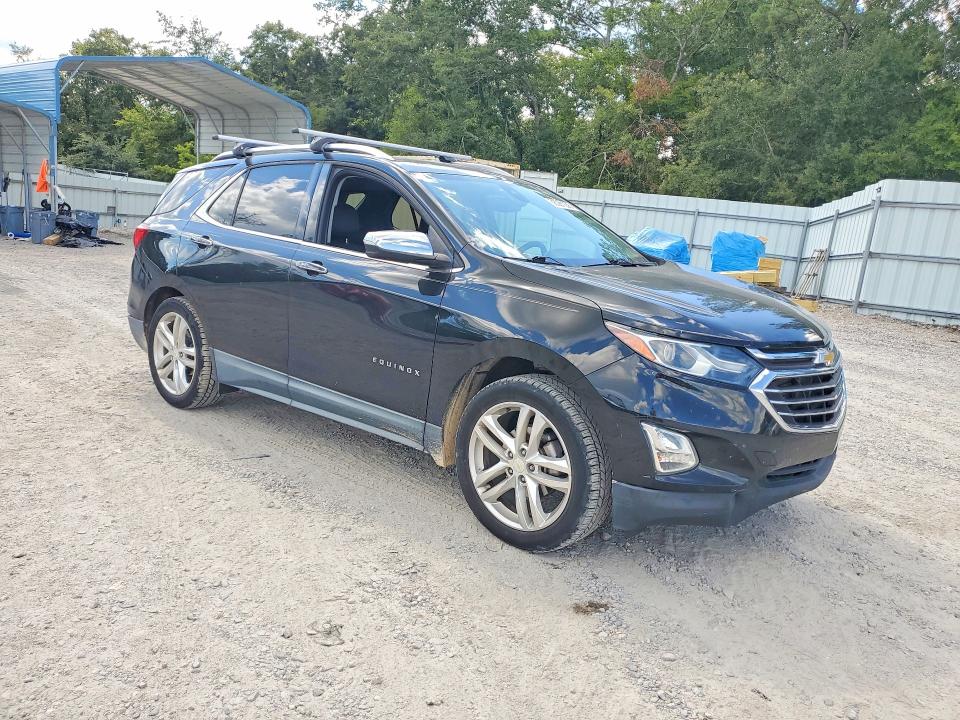Photo 4 from auction – 2018 CHEVROLET EQUINOX with VIN 2GNAXMEV0J6125141