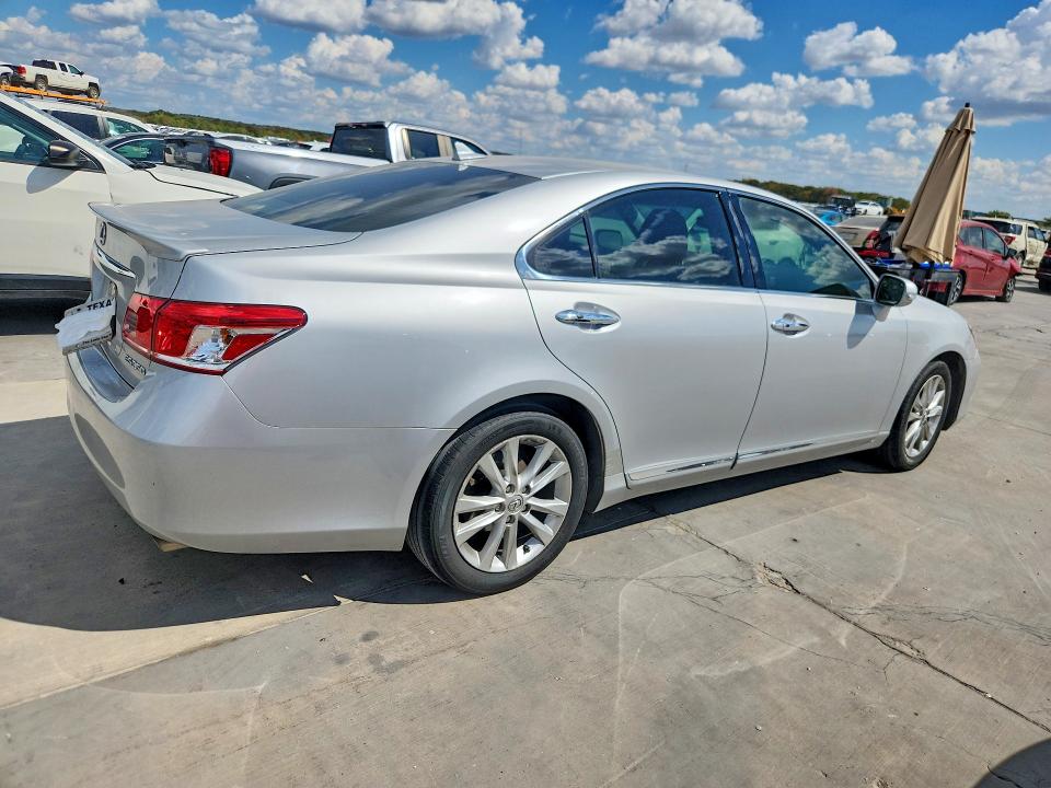 Foto 3 de la subasta – 2010 LEXUS ES con VIN JTHBK1EG9A2380653