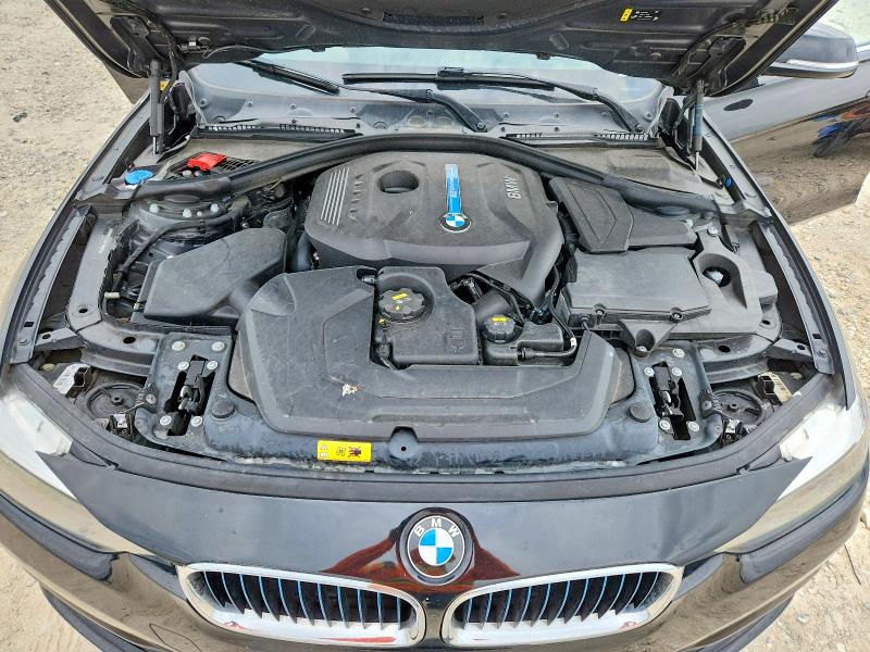 صورة رقم 11 من المزاد - 2017 BMW 330E مع VIN WBA8E1C36HA158698