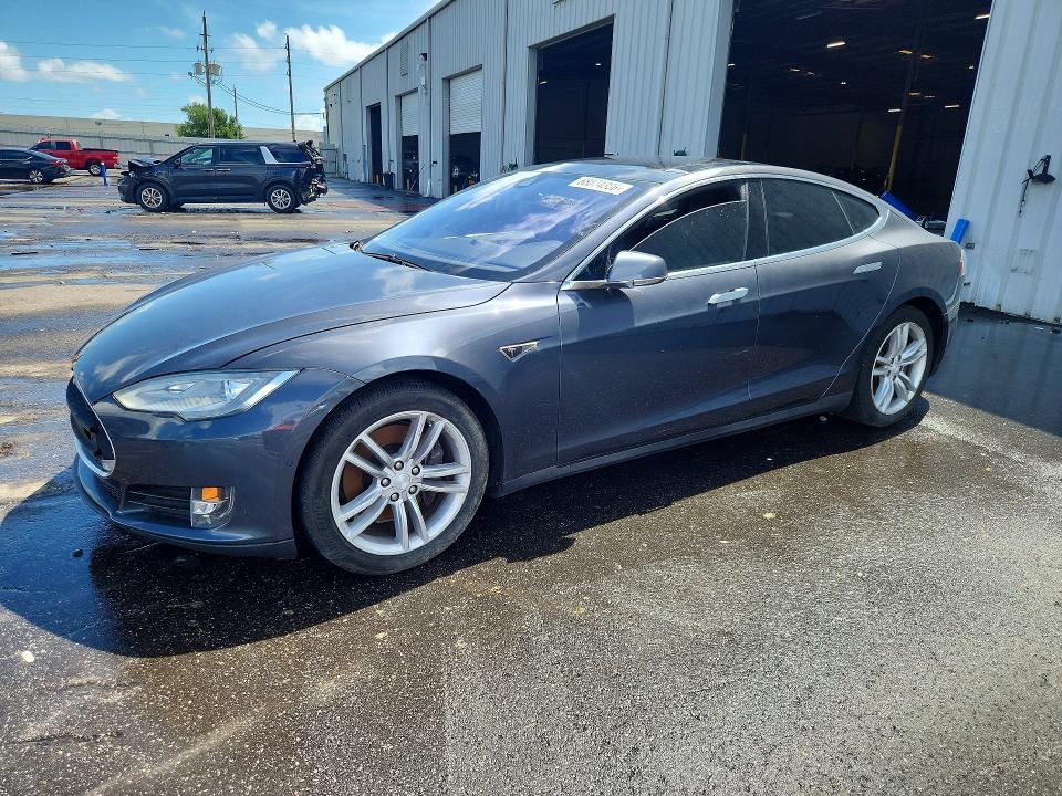 2015 TESLA MODEL S - Търг №68074386