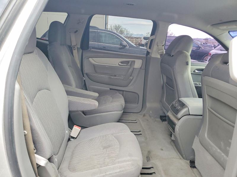 Photo 11 from auction – 2016 CHEVROLET TRAVERSE with VIN 1GNKVGKD6GJ177229
