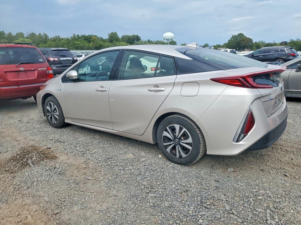Photo 2 from auction – 2017 TOYOTA PRIUS PRIME with VIN JTDKARFP2H3064985