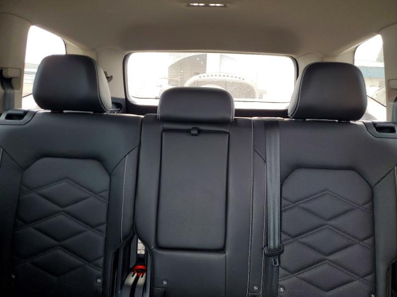 Снимка 10 от търг – 2024 VOLKSWAGEN ATLAS с VIN 1V2HR2CA9RC501178