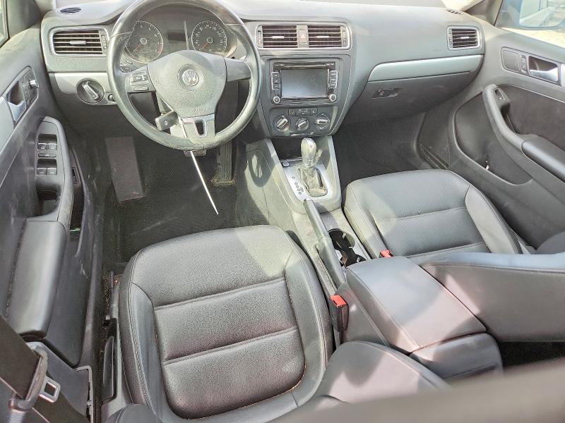 Photo 8 from auction – 2014 VOLKSWAGEN JETTA with VIN 3VWD07AJ4EM386781