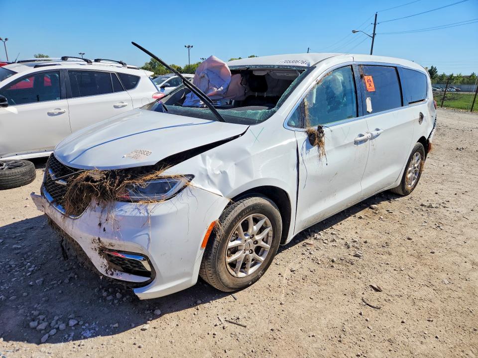 CHRYSLER PACIFICA 2024 con VIN 2C4RC1BG2RR107004 - Foto de la subasta