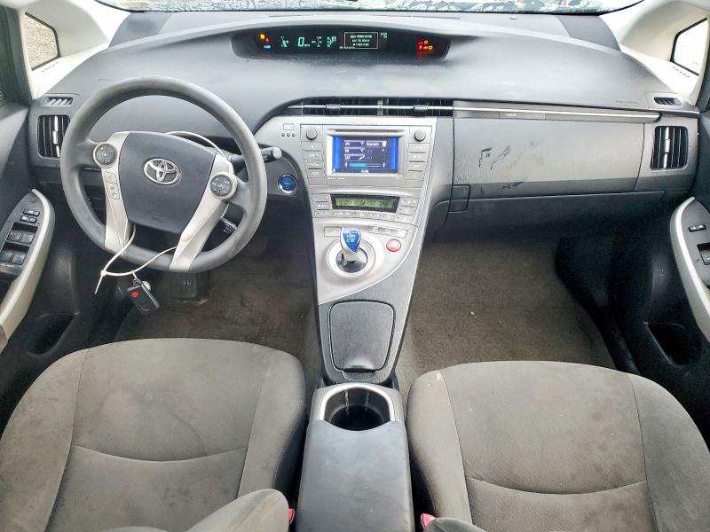 Photo 8 from auction – 2013 TOYOTA PRIUS with VIN JTDKN3DU0D5543608
