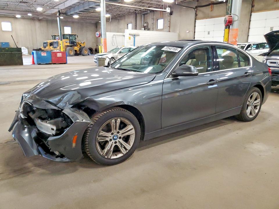 BMW 330 2018 with VIN WBA8D9G59JNU70140 - Photo from auction