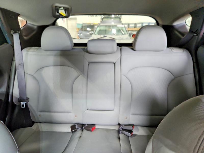 Photo 10 from auction – 2010 HYUNDAI TUCSON with VIN KM8JT3AC5AU080276