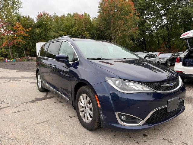 CHRYSLER PACIFICA 2019 with VIN 2C4RC1BG0KR552637 - Photo from auction