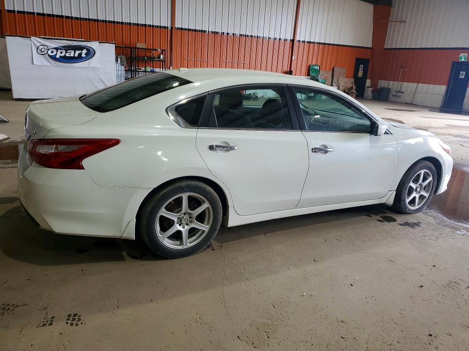 Photo 3 from auction – 2016 NISSAN ALTIMA with VIN 1N4AL3AP3GN311188
