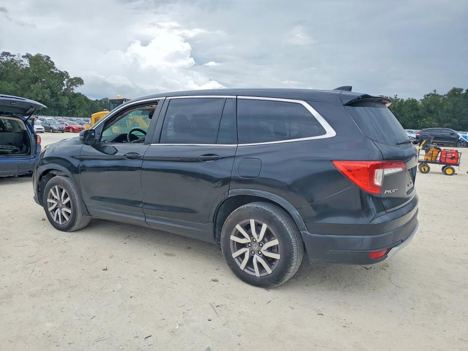 Photo 2 from auction – 2021 HONDA PILOT with VIN 5FNYF5H50MB015071