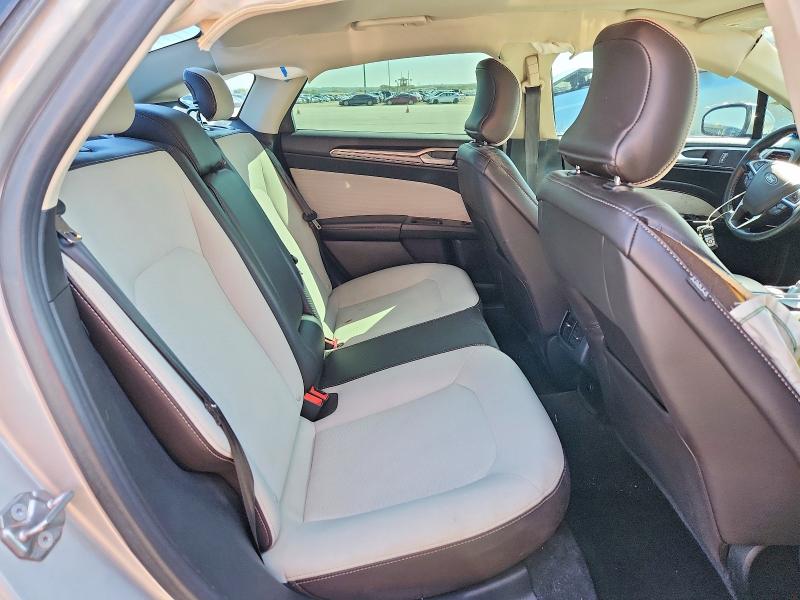 Снимка 10 от търг – 2019 FORD FUSION с VIN 3FA6P0HD3KR169872