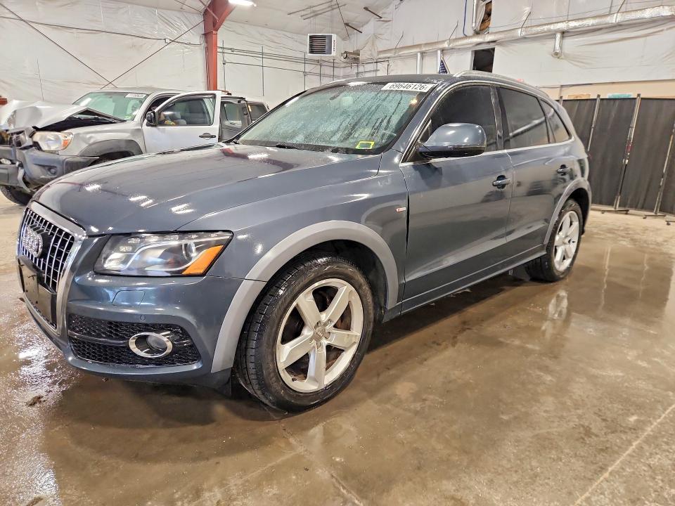 AUDI Q5 2011 с VIN WA1DKAFP5BA012464 - Снимка от търг