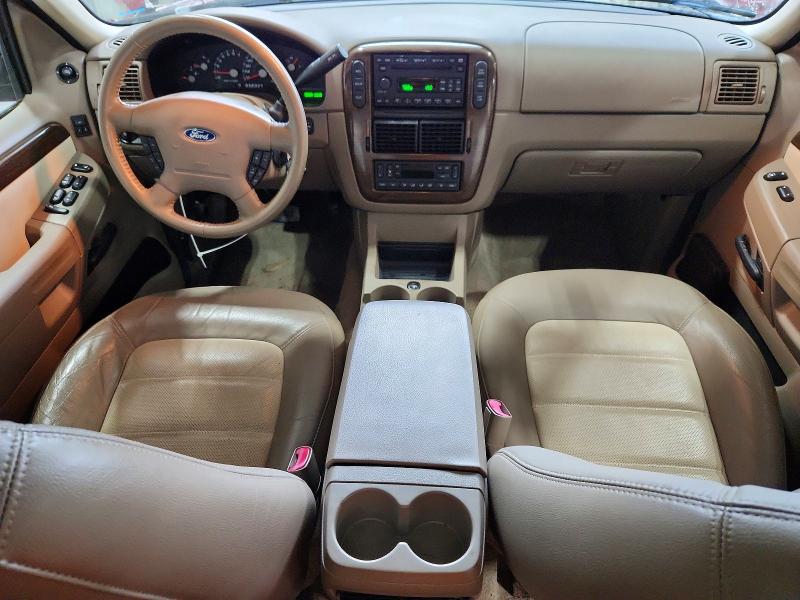 Photo 8 from auction – 2005 FORD EXPLORER with VIN 1FMZU74W45ZA47758