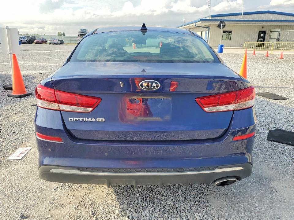 Photo 6 from auction – 2019 KIA OPTIMA with VIN 5XXGT4L31KG294433