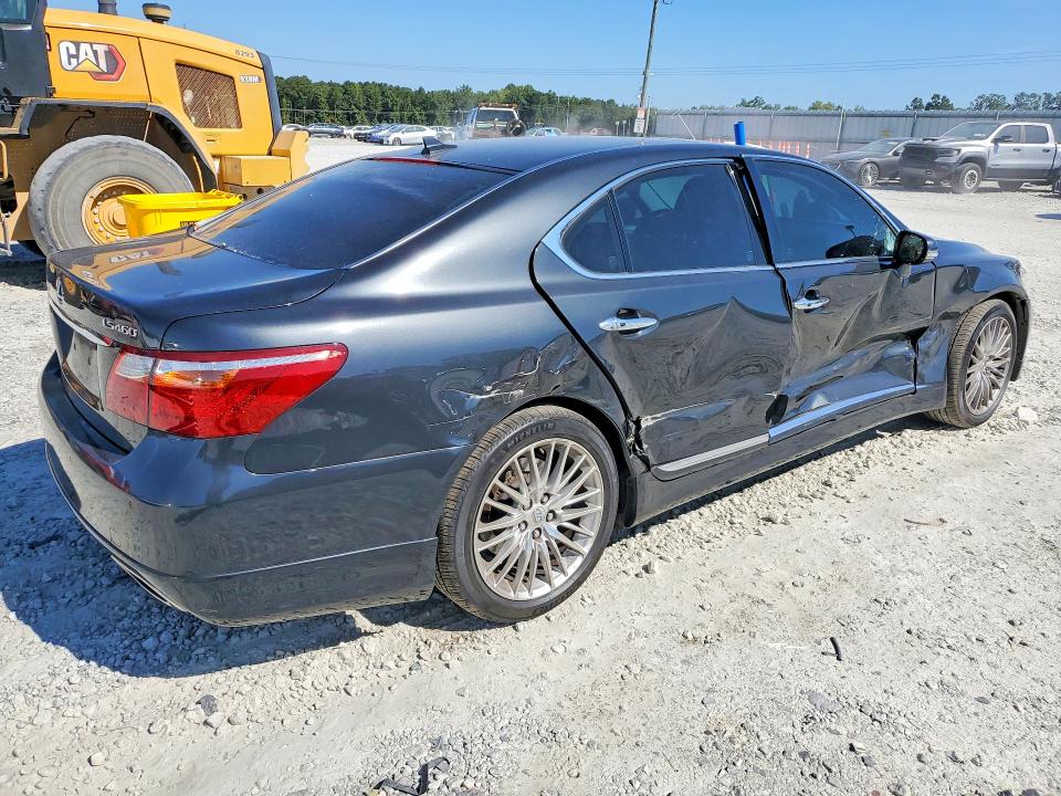 Photo 3 from auction – 2011 LEXUS LS with VIN JTHBL5EF4B5104795