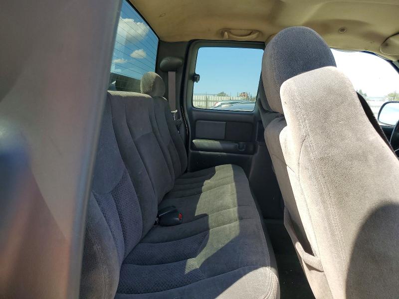 Photo 10 from auction – 2003 CHEVROLET SILVERADO with VIN 2GCEK19T031148774