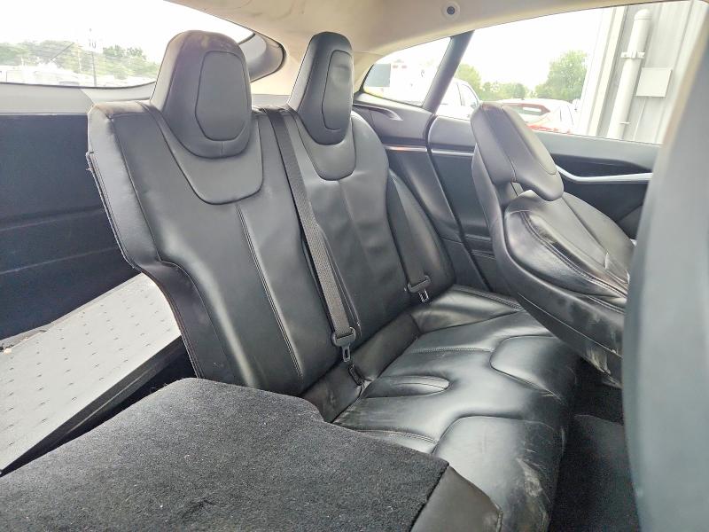 Фото 10 с аукциона – 2017 TESLA MODEL S с VIN 5YJSA1E22HF205189