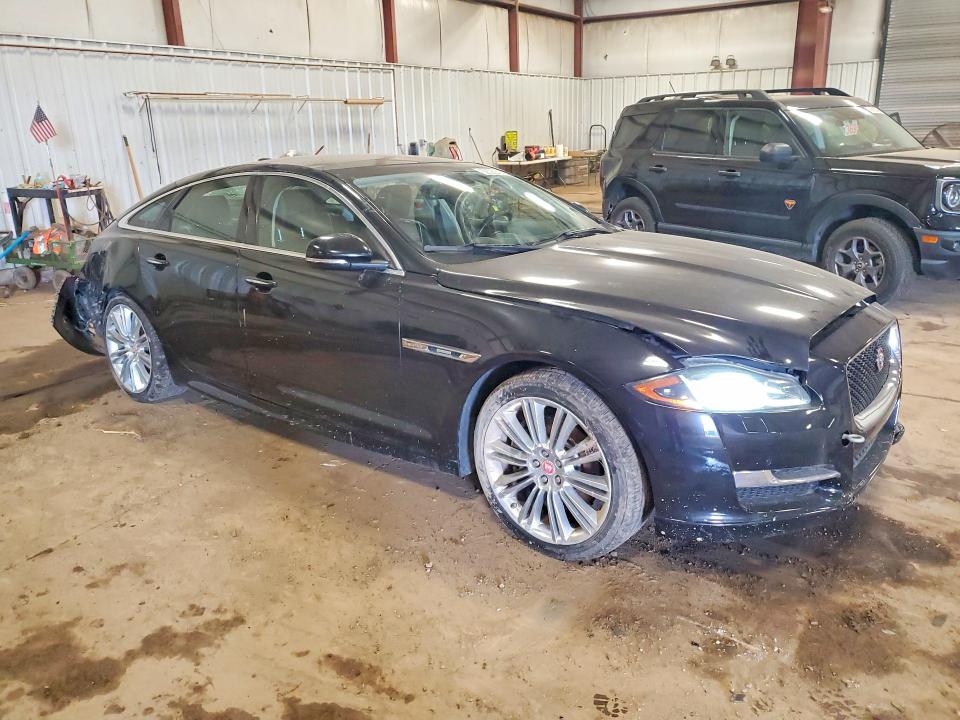 Photo 4 from auction – 2016 JAGUAR XJ with VIN SAJXJ1CD3G8V95424