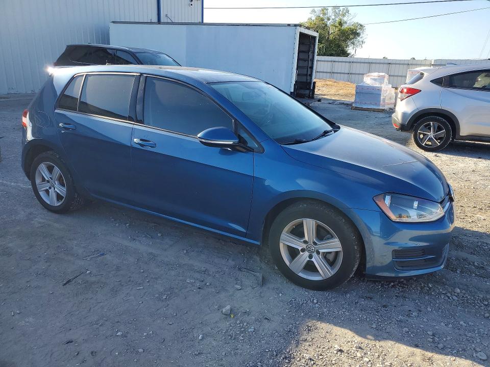 Photo 4 from auction – 2017 VOLKSWAGEN GOLF with VIN 3VW217AUXHM072040
