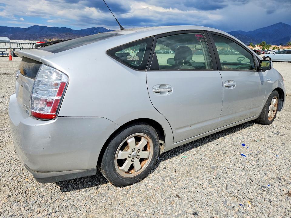 Photo 3 from auction – 2006 TOYOTA PRIUS with VIN JTDKB20U963131730