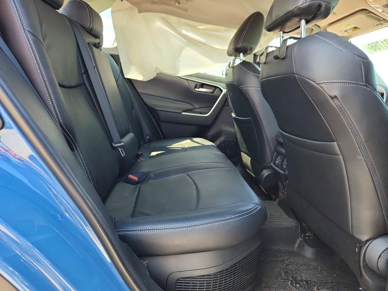 Photo 10 from auction – 2023 TOYOTA RAV4 with VIN 2T3UWRFV2PW160314