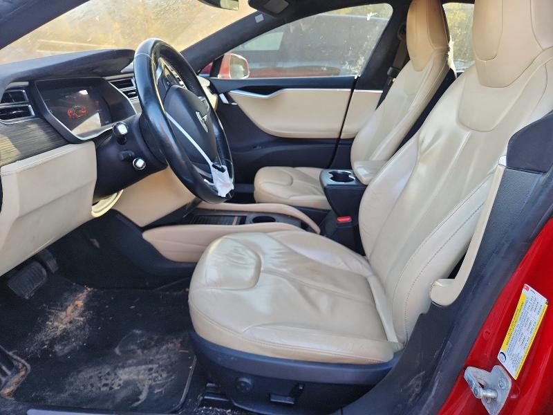 Foto 7 de la subasta – 2015 TESLA MODEL S con VIN 5YJSA1H23FF080454