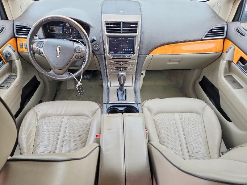 Foto 8 de la subasta – 2012 LINCOLN MKX con VIN 2LMDJ8JK4CBL16078