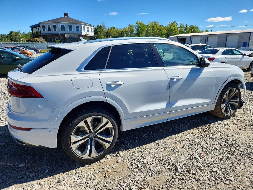 Zdjęcie 3 z aukcji – 2019 AUDI Q8 z VIN WA1BVAF10KD008024