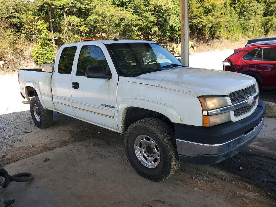 Photo 4 from auction – 2004 CHEVROLET SILVERADO with VIN 1GCHC29U54E152134