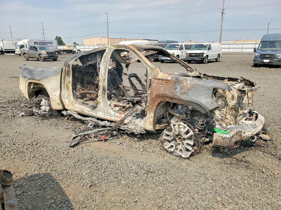 Photo 4 from auction – 2026 GMC SIERRA with VIN 1GTUUCED7TZ329281