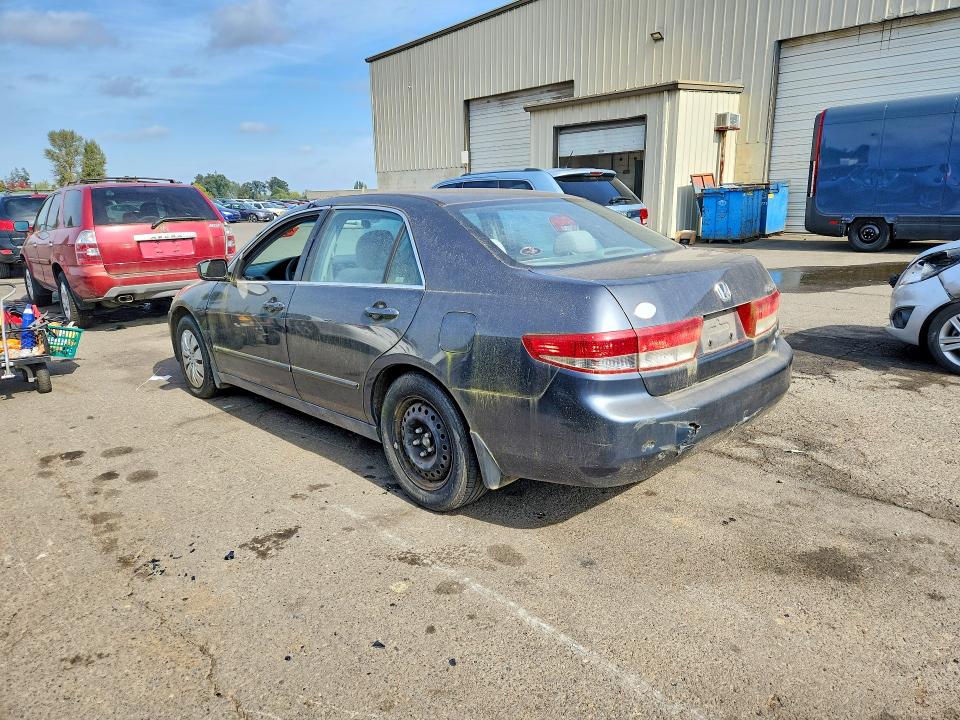 Photo 2 from auction – 2004 HONDA ACCORD with VIN 1HGCM66304A092718