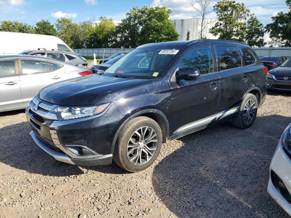 MITSUBISHI OUTLANDER 2016 z numerem VIN JA4AZ3A39GZ036239 - Zdjęcie z aukcji