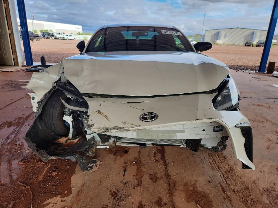 Photo 5 from auction – 2024 TOYOTA GR86 with VIN JF1ZNBB18R8755167