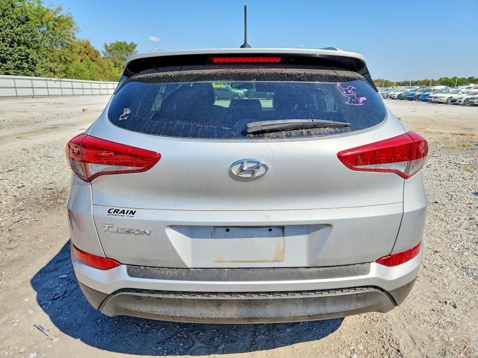 Photo 6 from auction – 2016 HYUNDAI TUCSON with VIN KM8J33A46GU110967