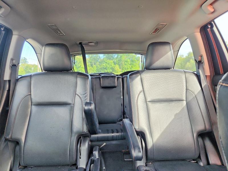 Photo 10 from auction – 2018 TOYOTA HIGHLANDER with VIN 5TDDZRFH5JS488353
