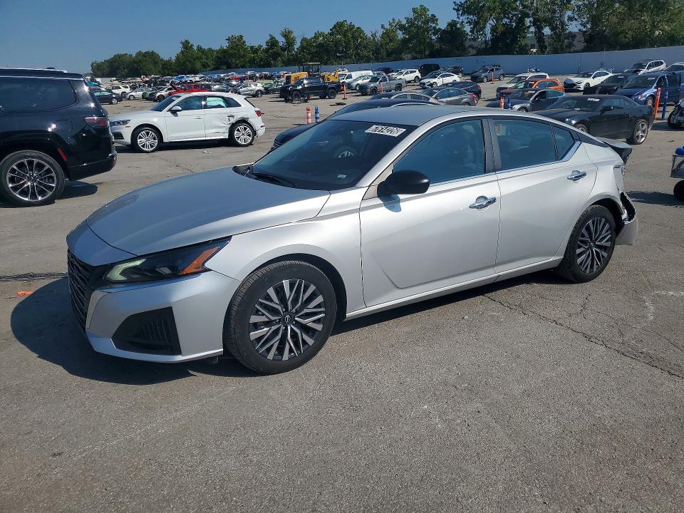 NISSAN ALTIMA 2025 with VIN 1N4BL4DV6SN403683 - Photo from auction