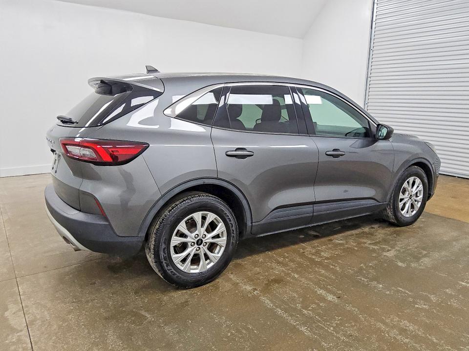 Photo 3 from auction – 2023 FORD ESCAPE with VIN 1FMCU0GN3PUB26063