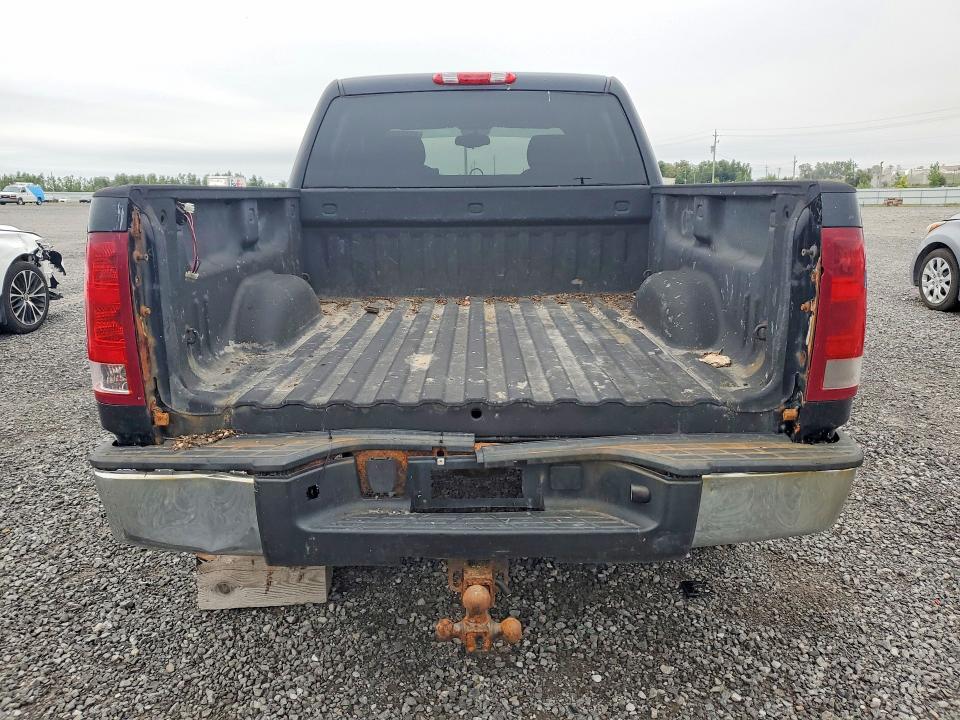 Photo 6 from auction – 2010 GMC SIERRA with VIN 3GTRKUEA0AG250815